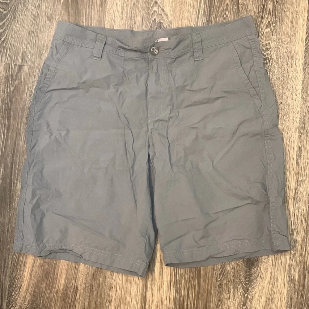 Columbia Men's Shorts - Gray, Green, Blue, Yellow, Navy, Rust